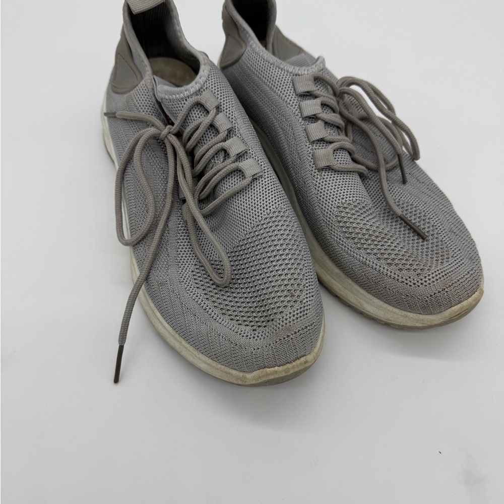 Red Ecko Unlimited women’s gray knit Sneakers